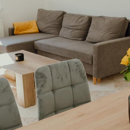 Apartman Emily Brezno Ngoại thất bức ảnh
